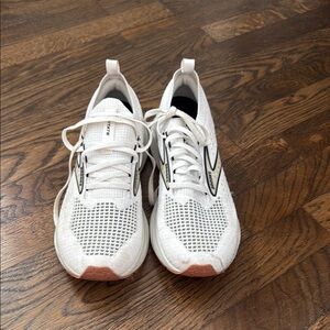 Brooks White and Black Running Shoes